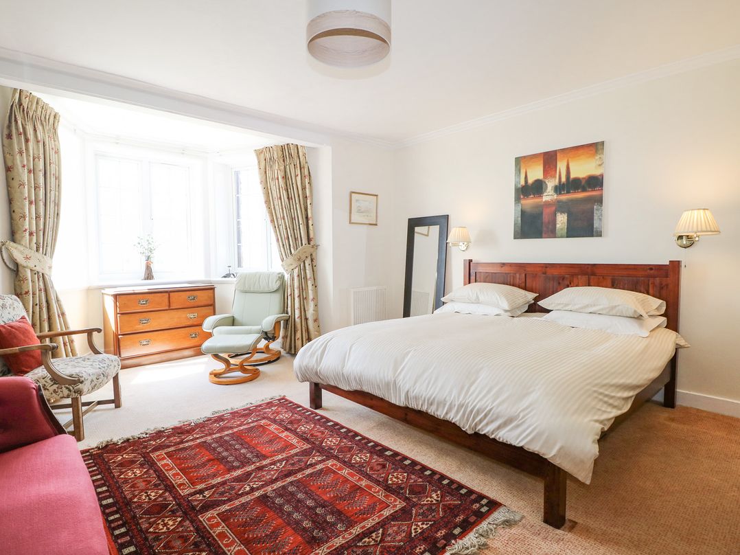 Coombe Place House