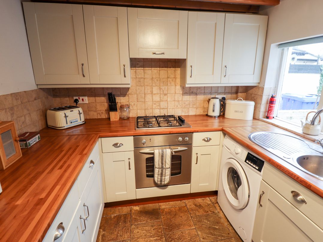Thames Cottage