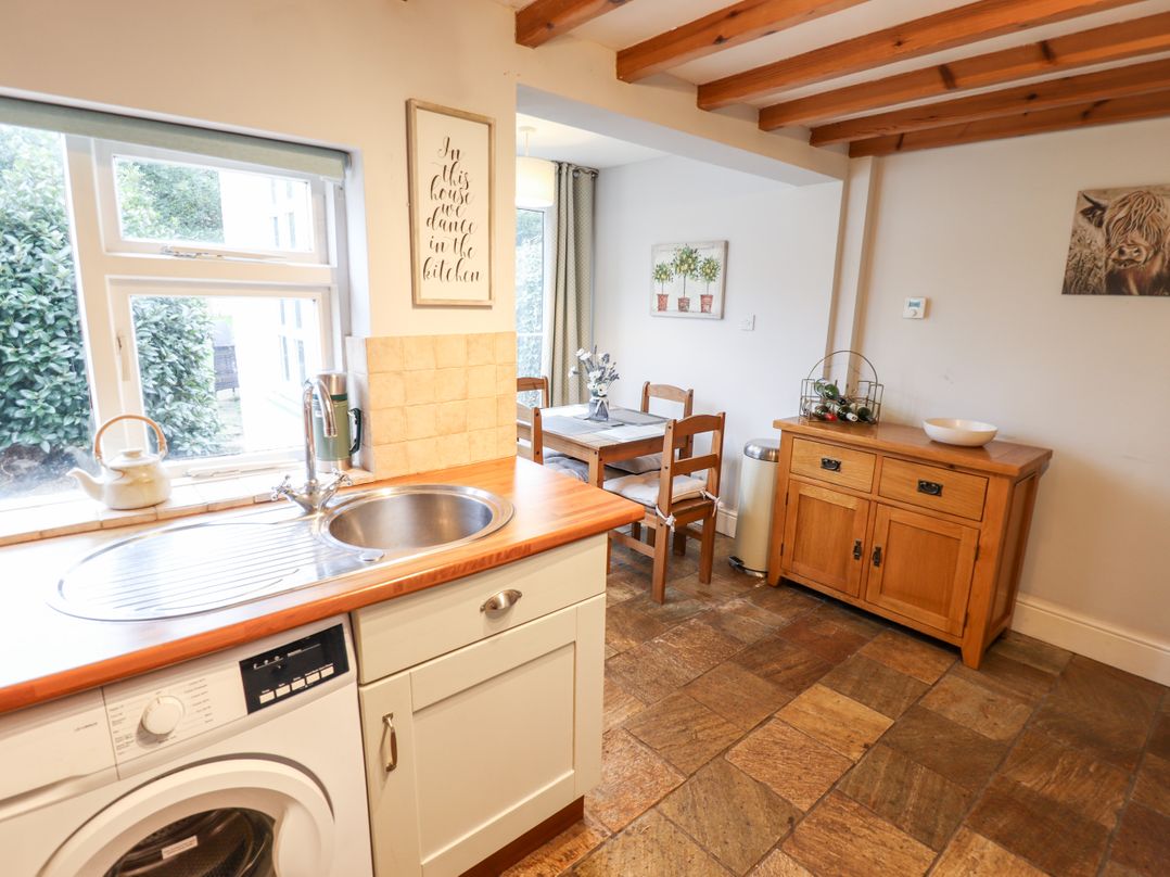 Thames Cottage