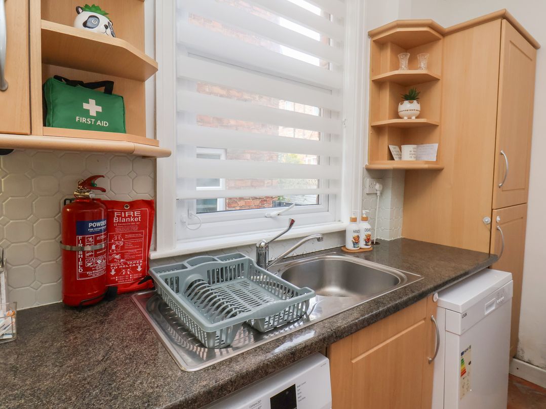35 Moorland Road