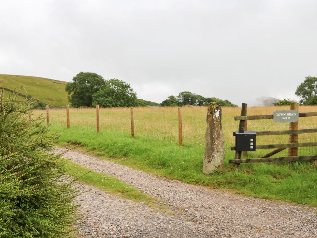 Whinstone