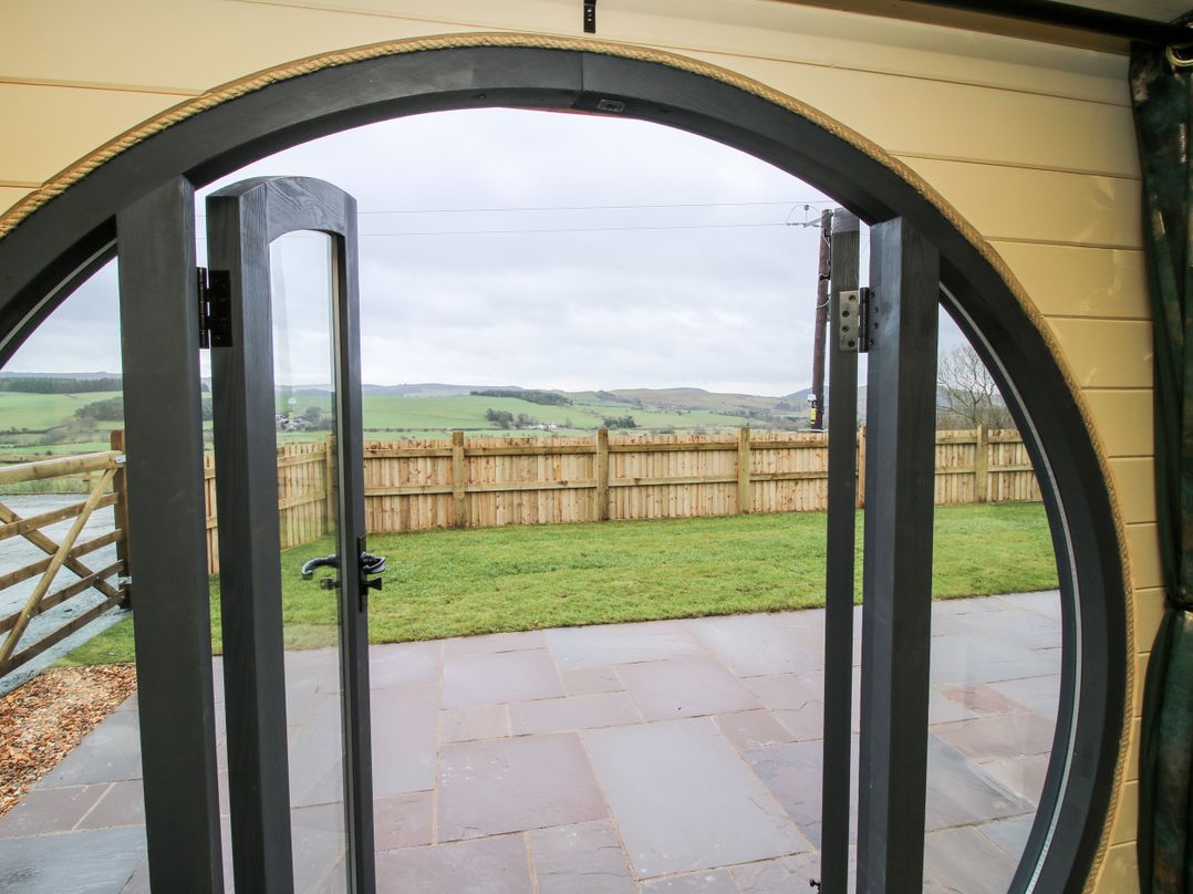 Callow Pod
