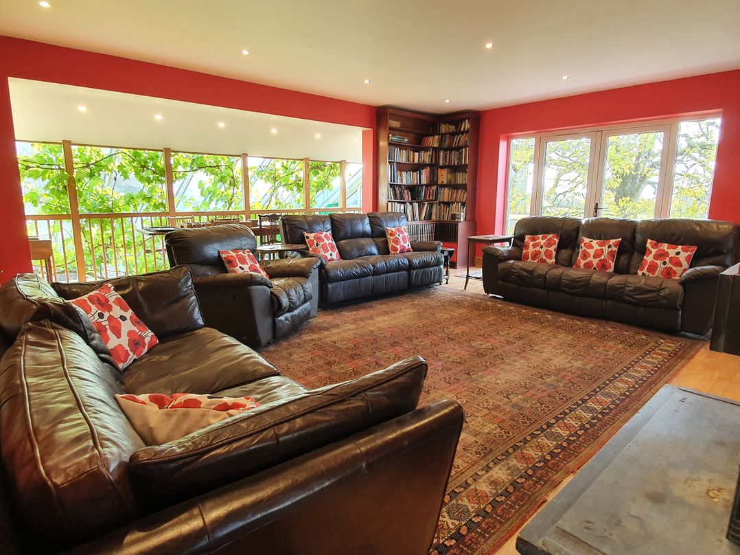 Cringoed House