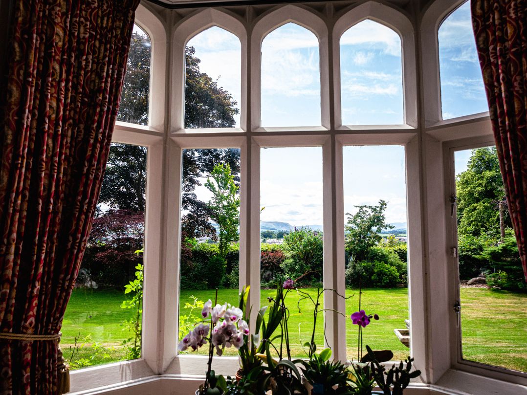 Lonsdale Villa Retreat