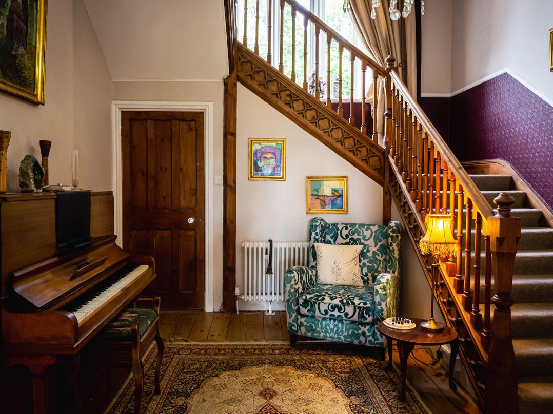 Lonsdale Villa Retreat