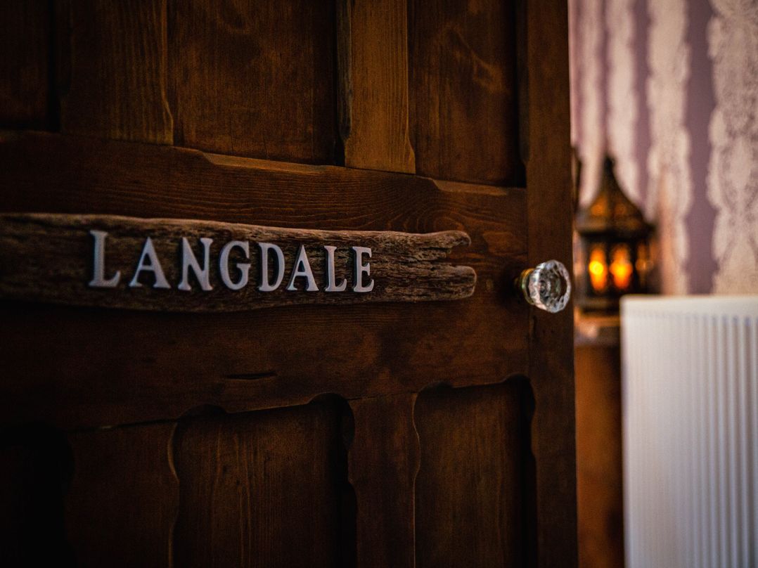 Lonsdale Villa Retreat
