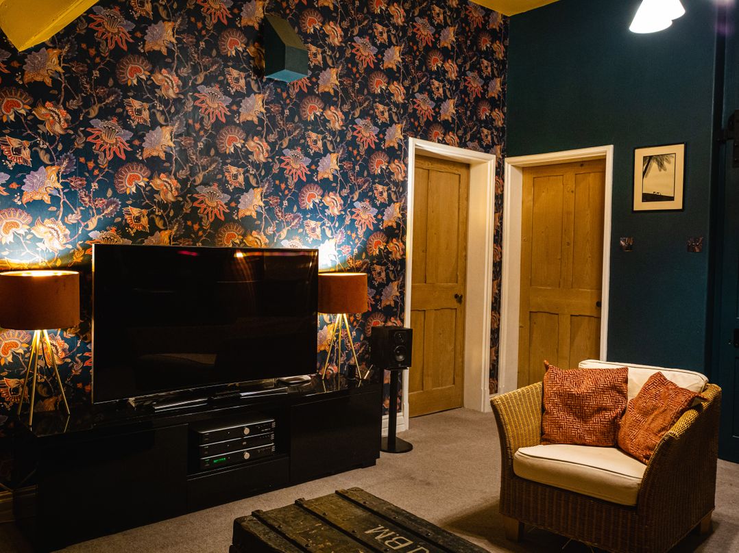 Lonsdale Villa Retreat