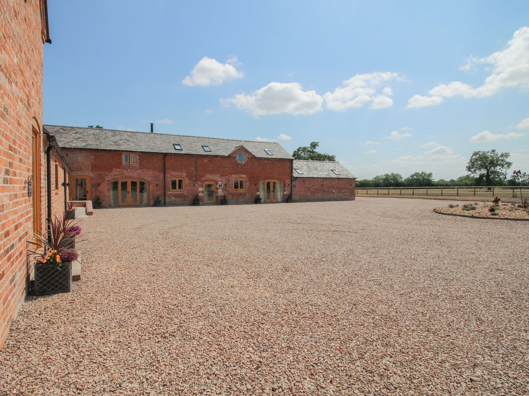 Oak Barn