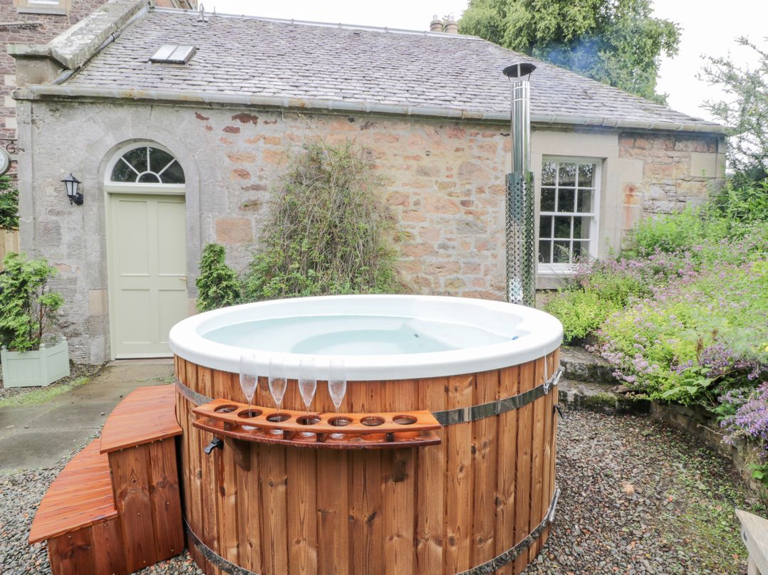 Trefoil Cottage