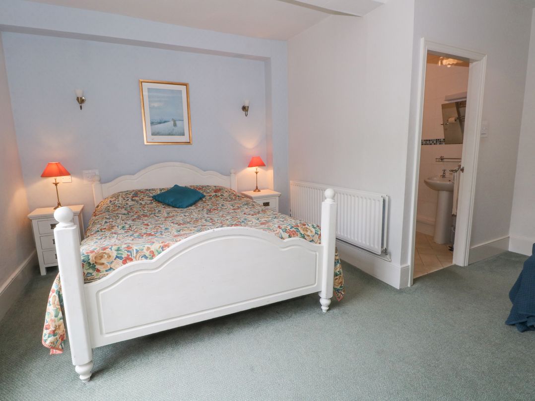 Rosehill Manor