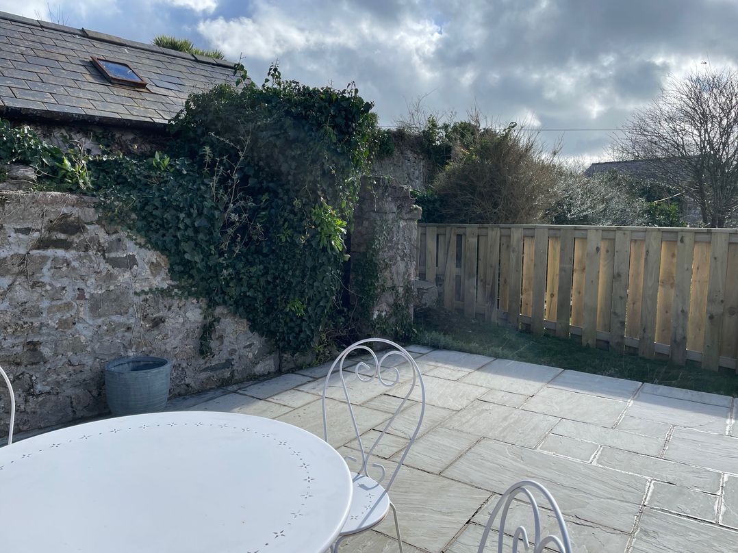 10 Westgate Hill