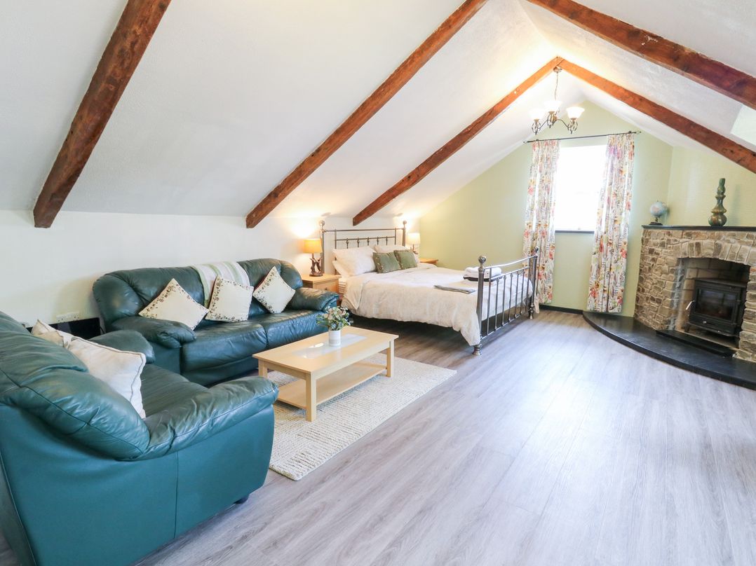 Loft Apartment