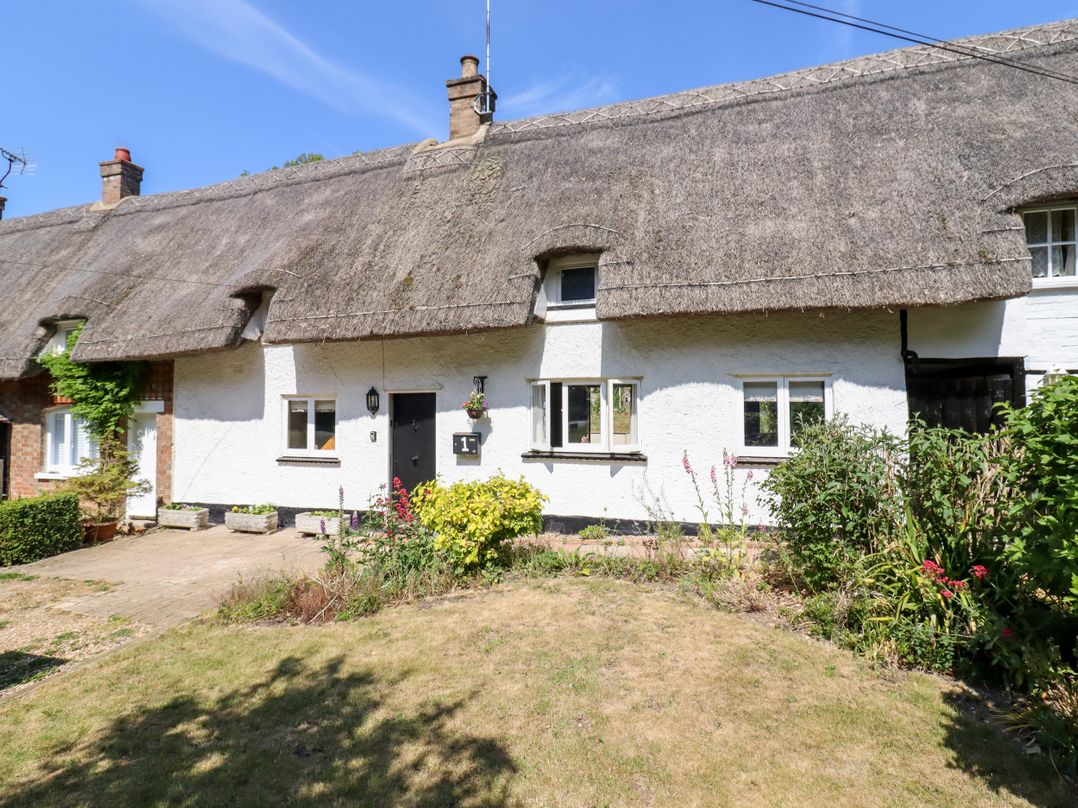 1 Harpur Cottage