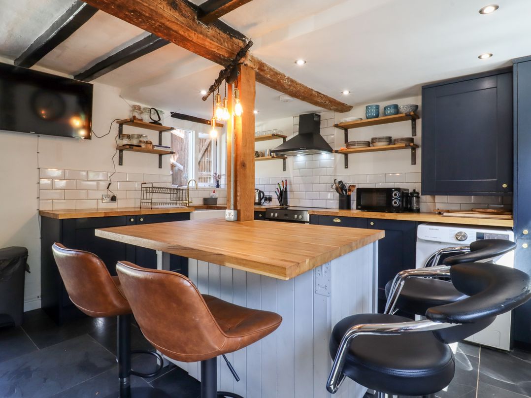 1 Harpur Cottage