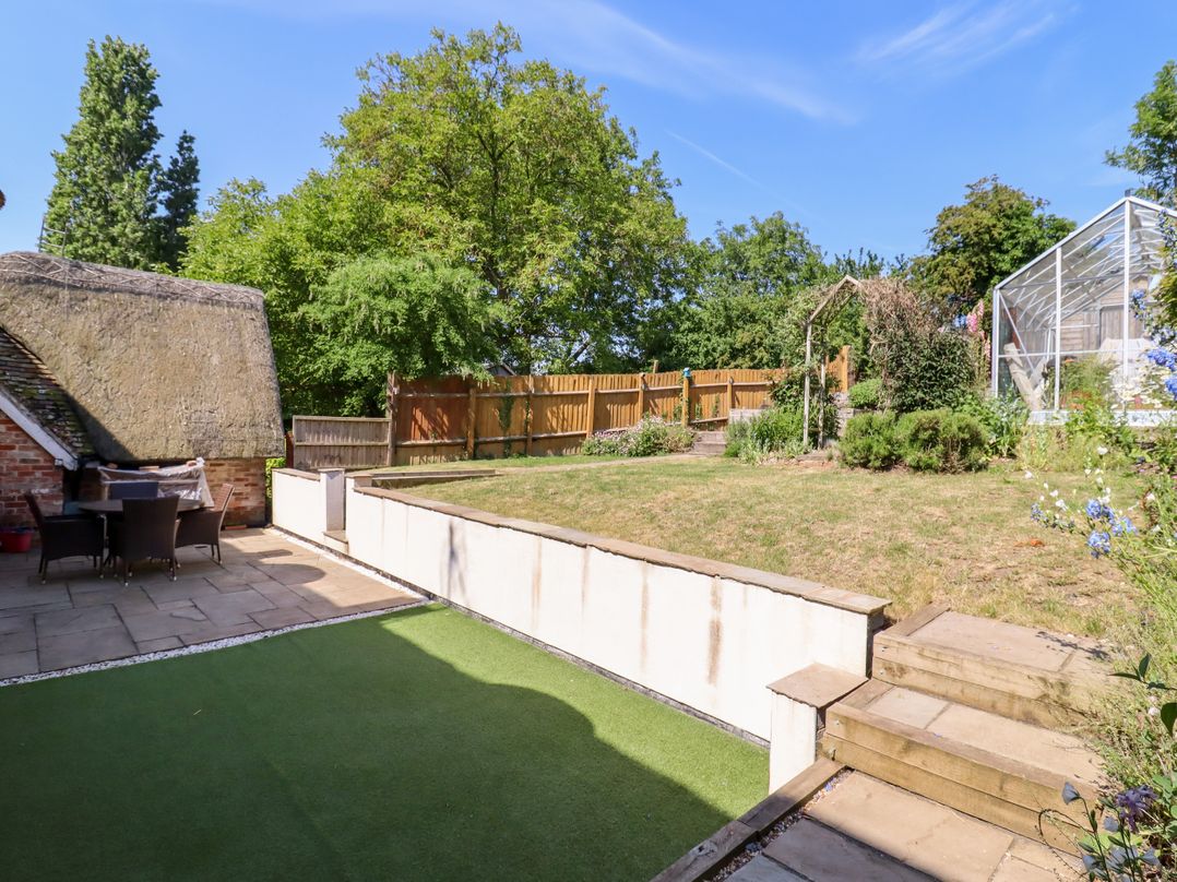 1 Harpur Cottage