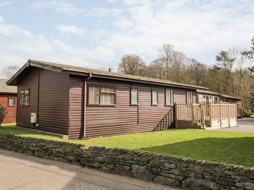 Lake View Lodge