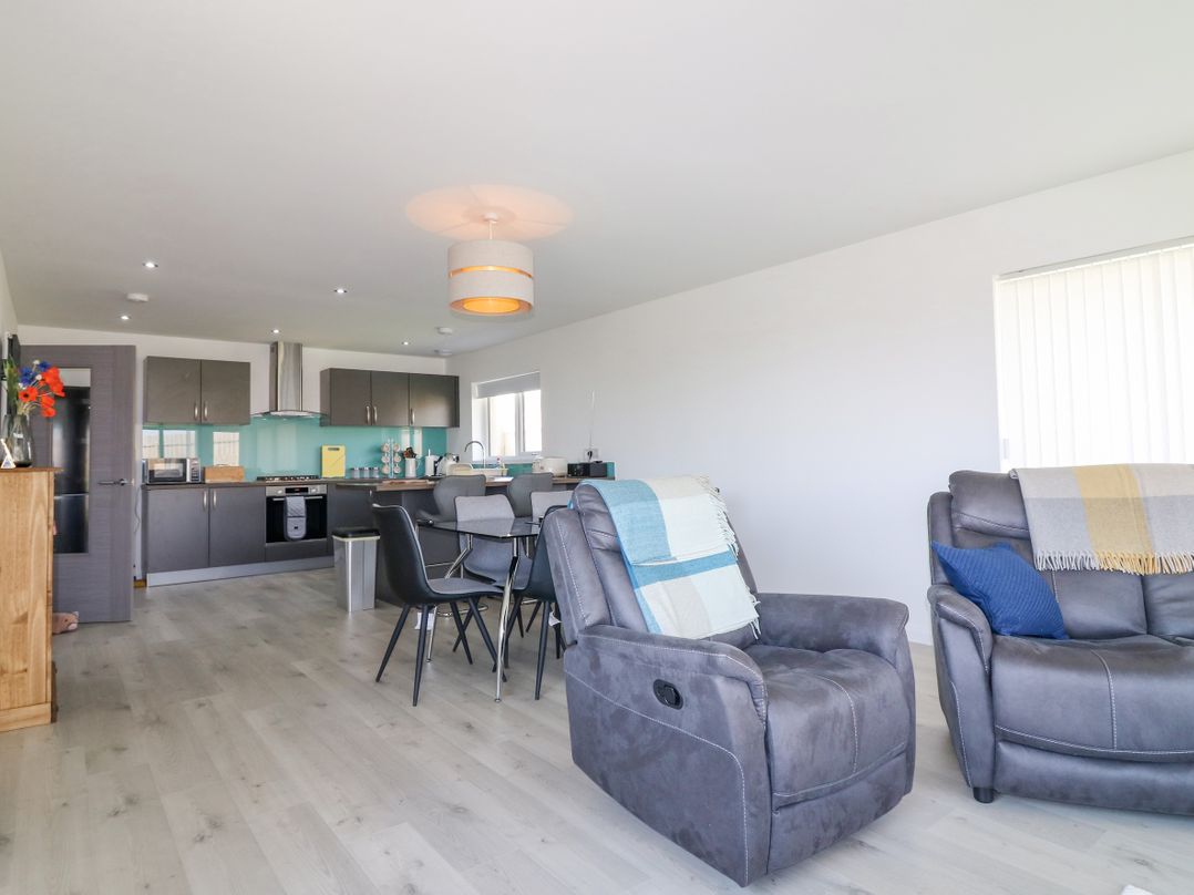 1 Westenra Gardens