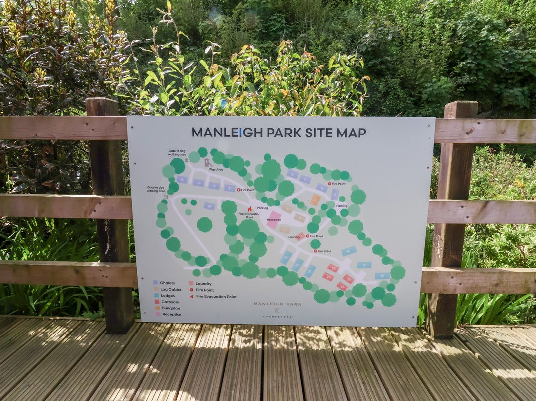 12 Manleigh Park