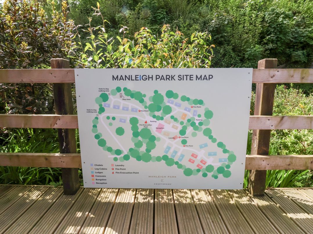 1 Manleigh Park