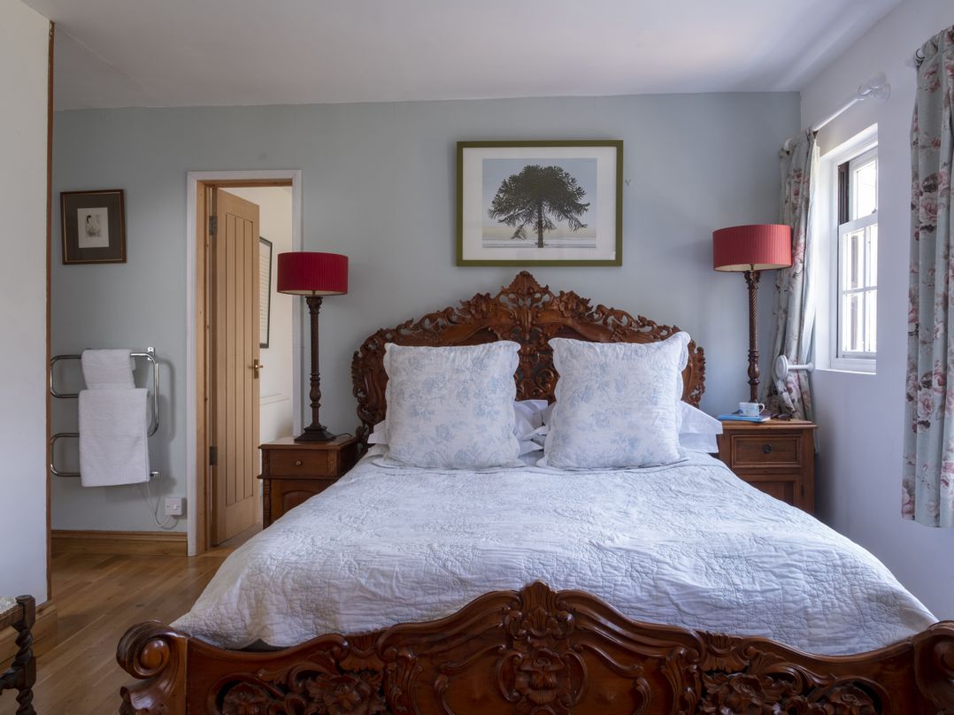 Wisteria Suite