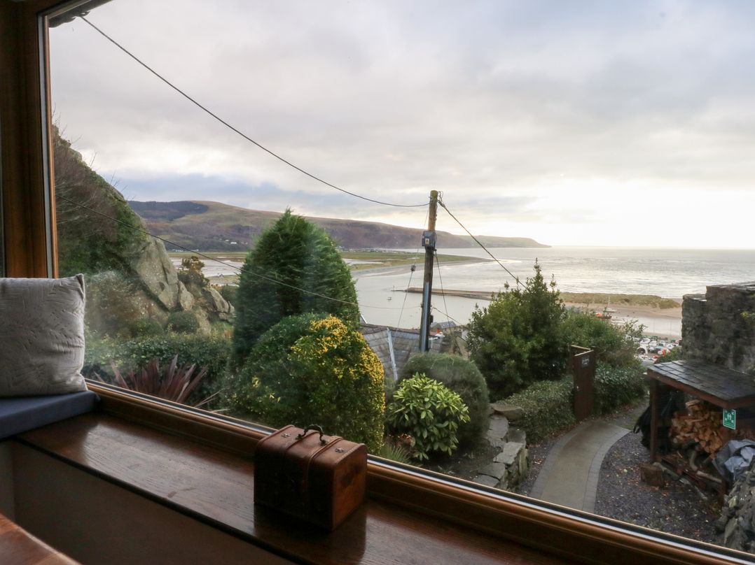 Ty'n-Y-Ffynnon Cottage