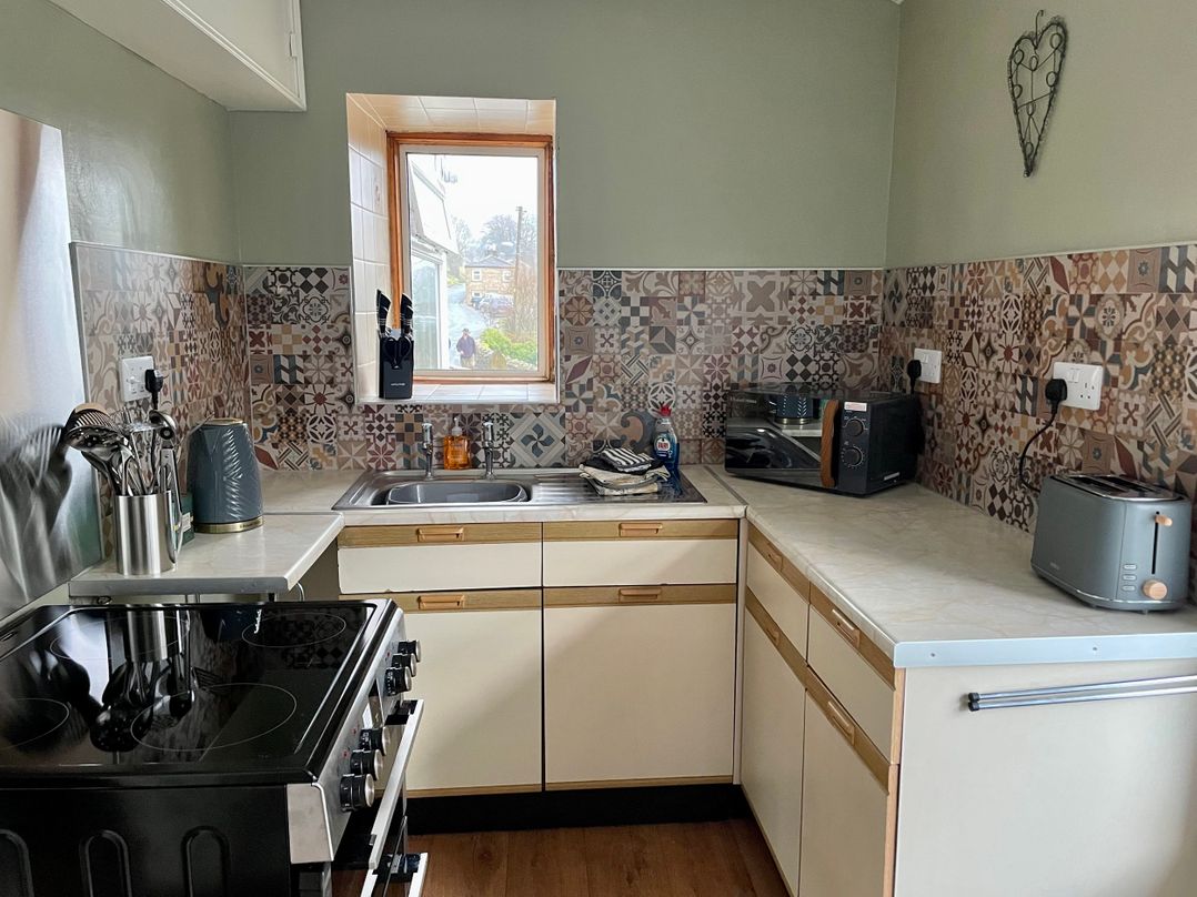 Joyces Cottage, 2 Brown Hill