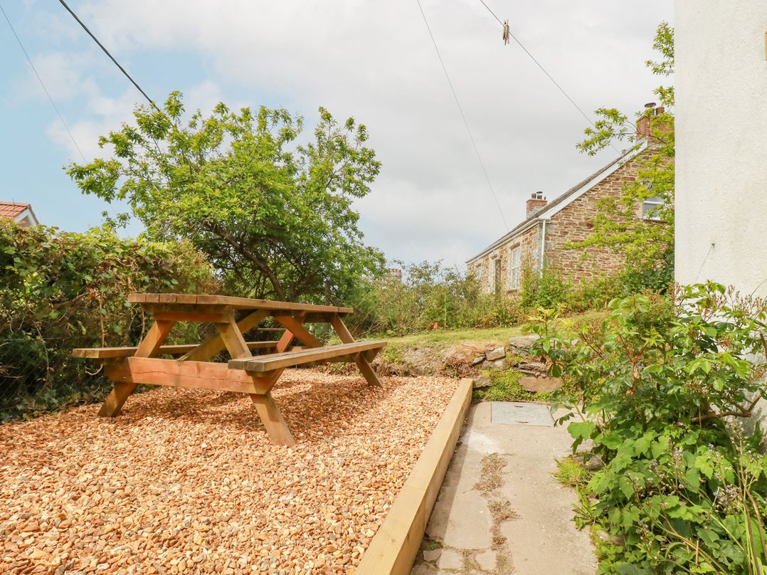 Bro Tref Cottage