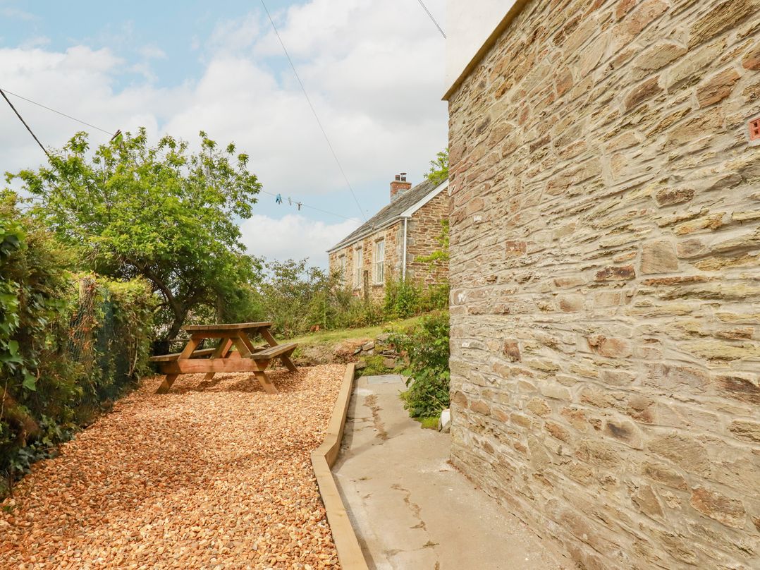 Bro Tref Cottage