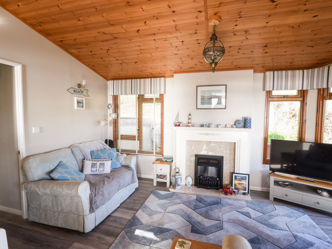 The Lodge @ Clifftop Park