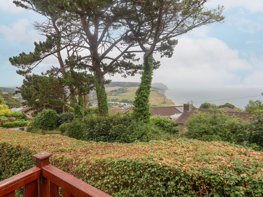 The Lodge @ Clifftop Park
