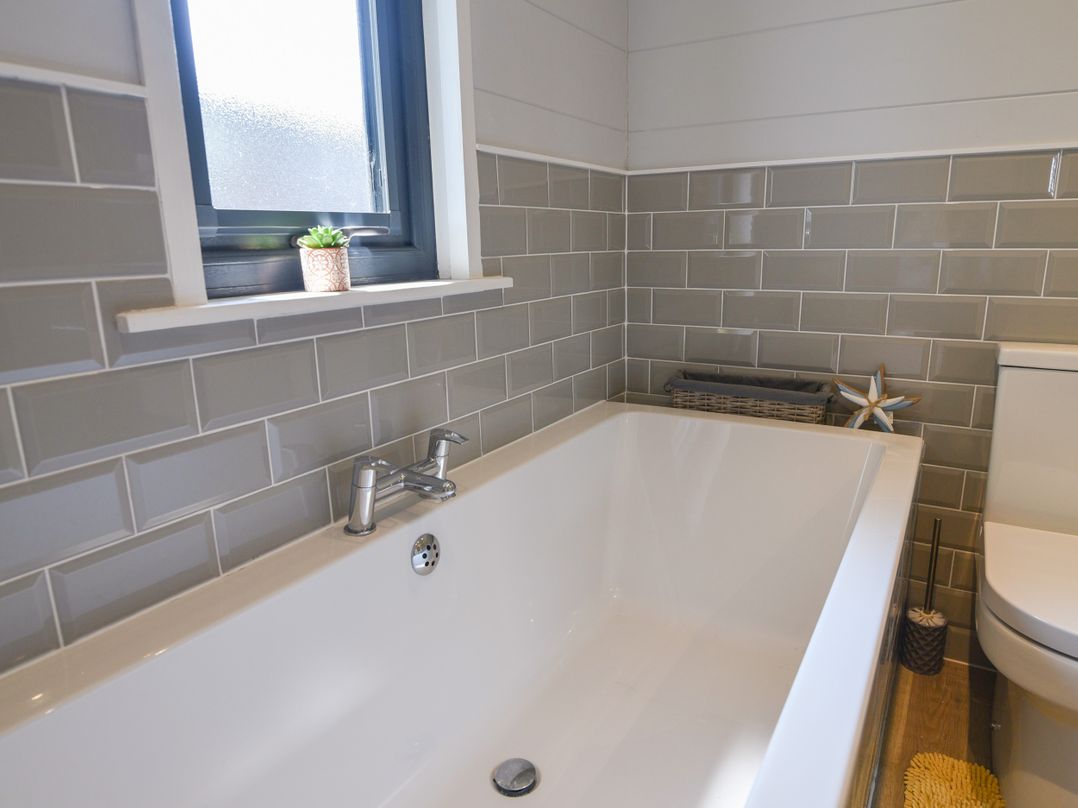 Oakwood 2 @ Pinewood Retreat