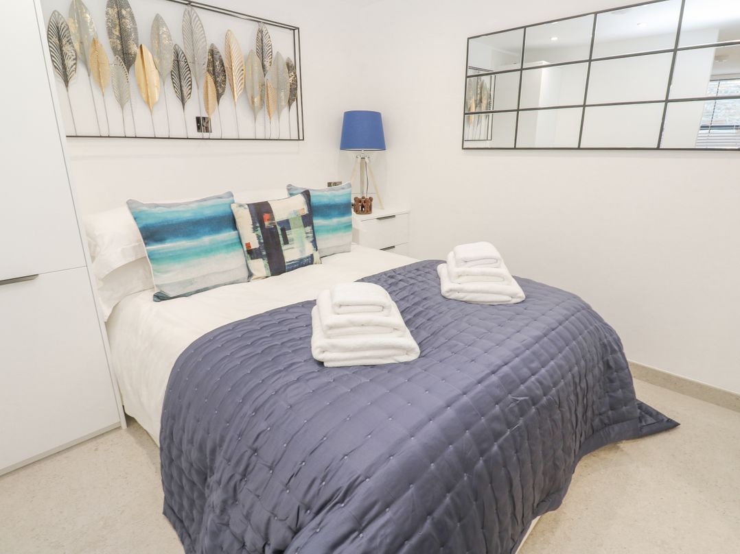 2a Salubrious Terrace