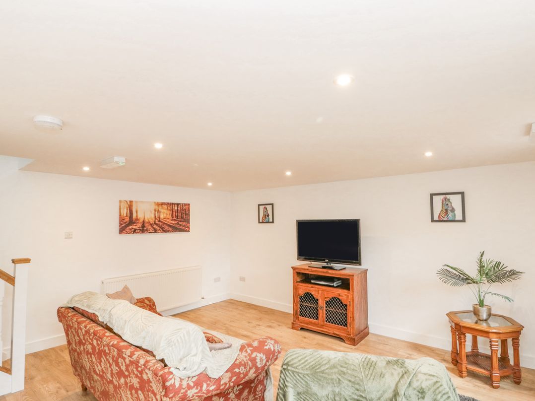 Salmon Leap Cottage 2