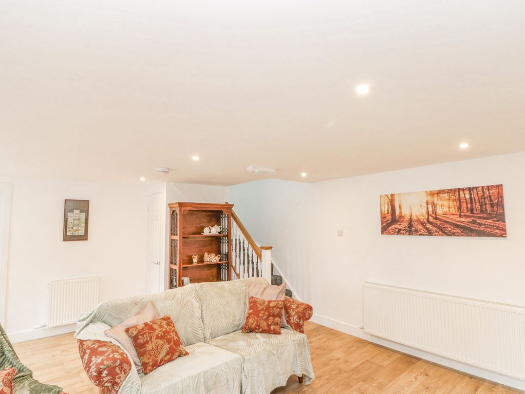 Salmon Leap Cottage 2