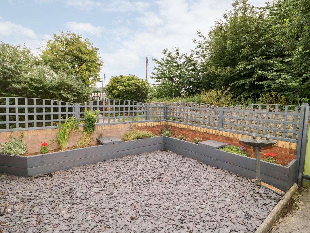 1 River View Terrace