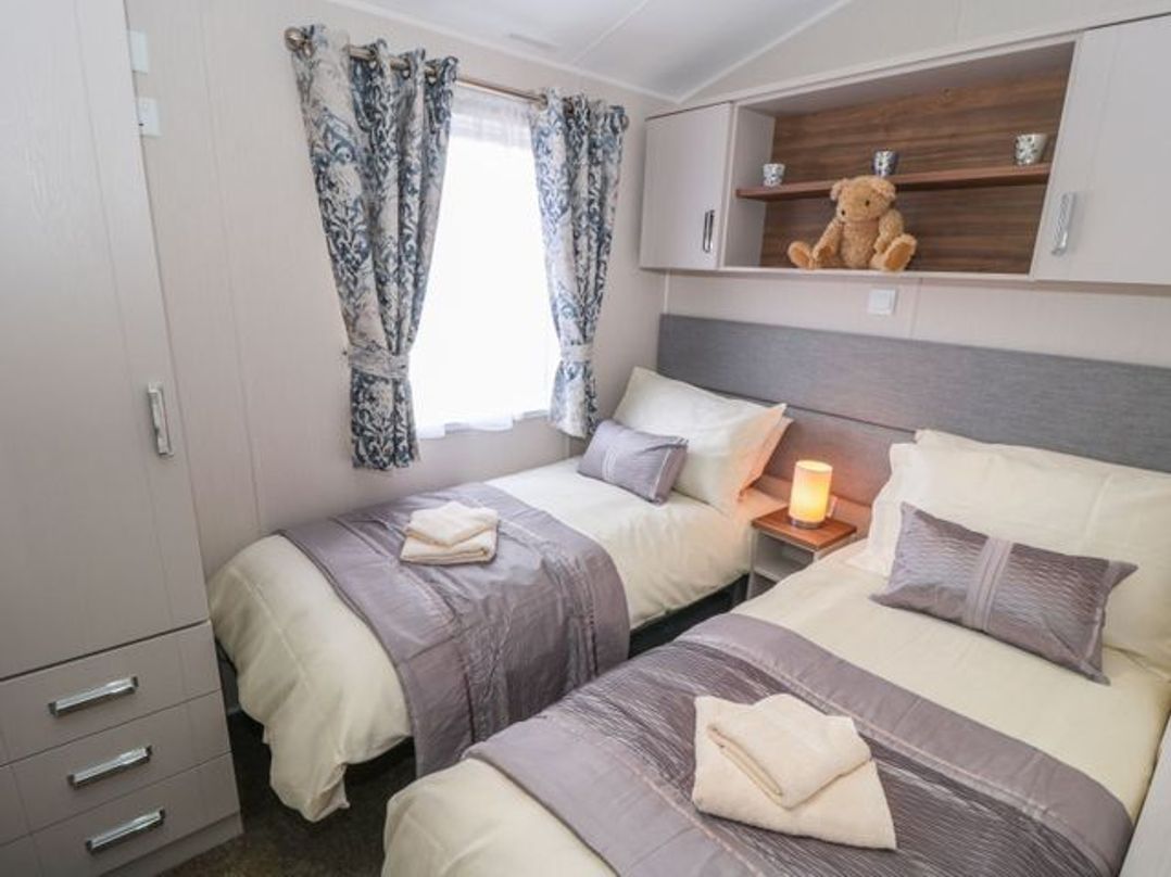 Buttercup Lodge