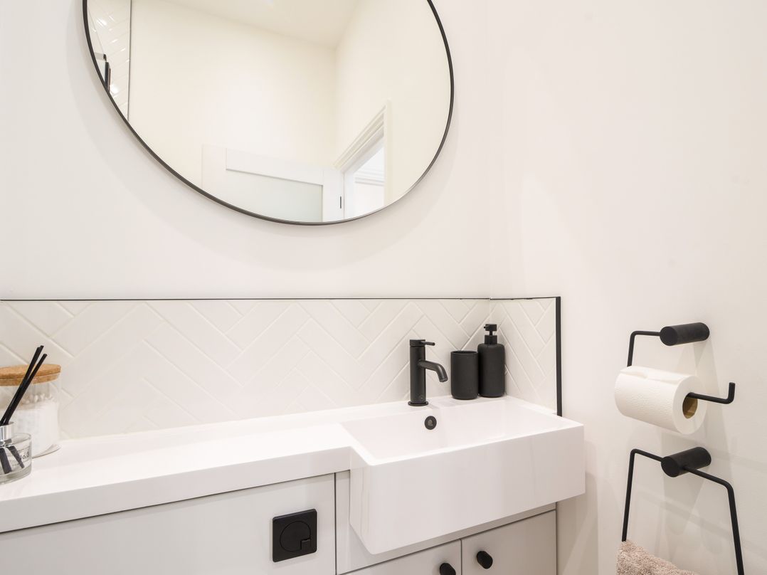 Fore Street House - Apartment 2