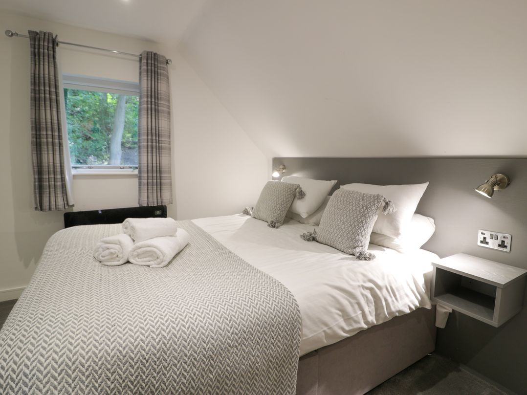 Classic Lodge 30