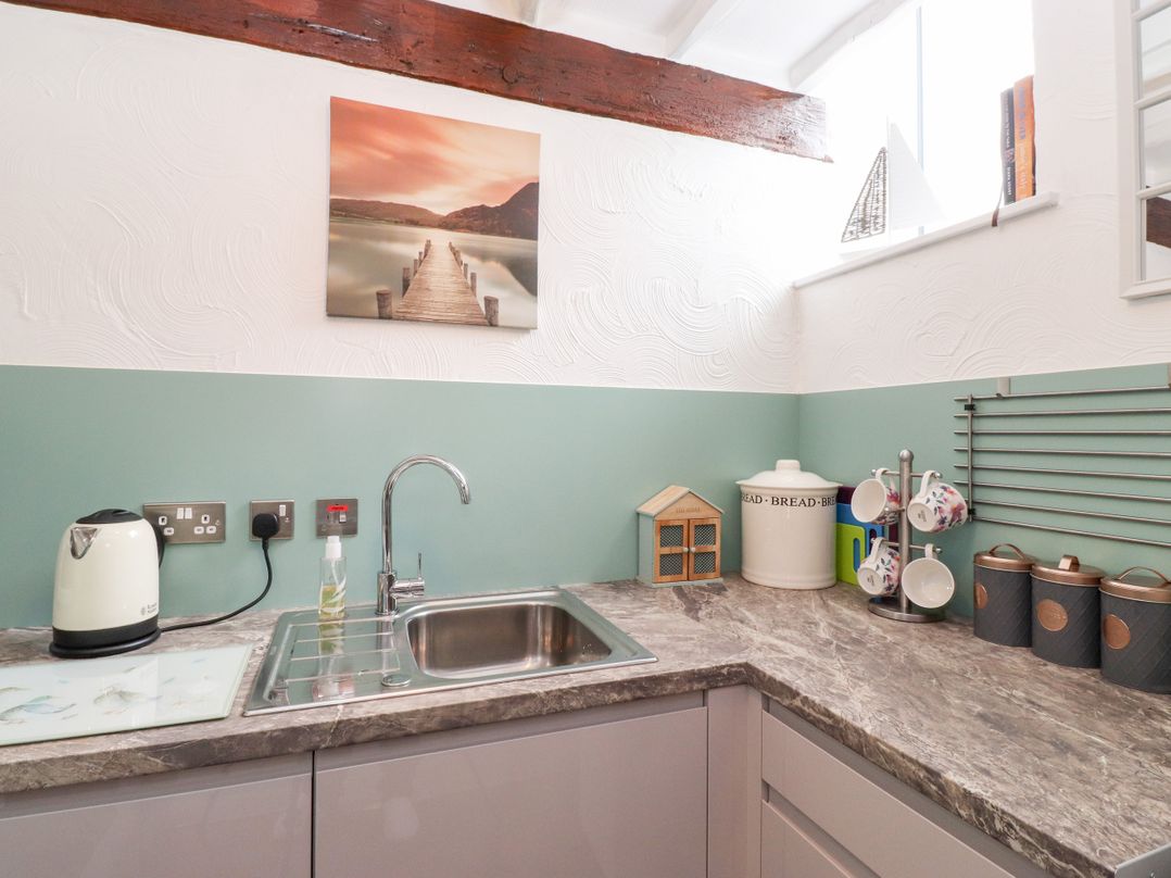 Corner Cottage
