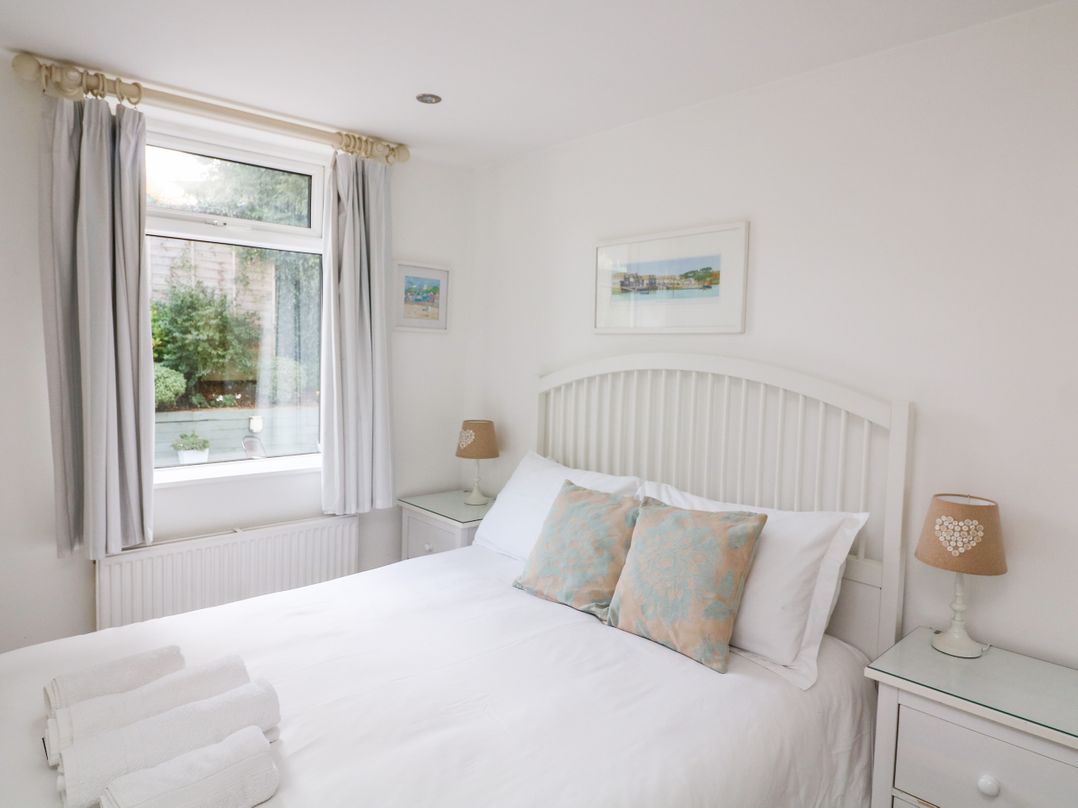 1 Camperdown Lodge