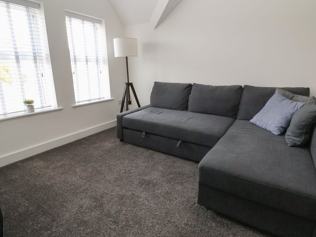 Apartment 4