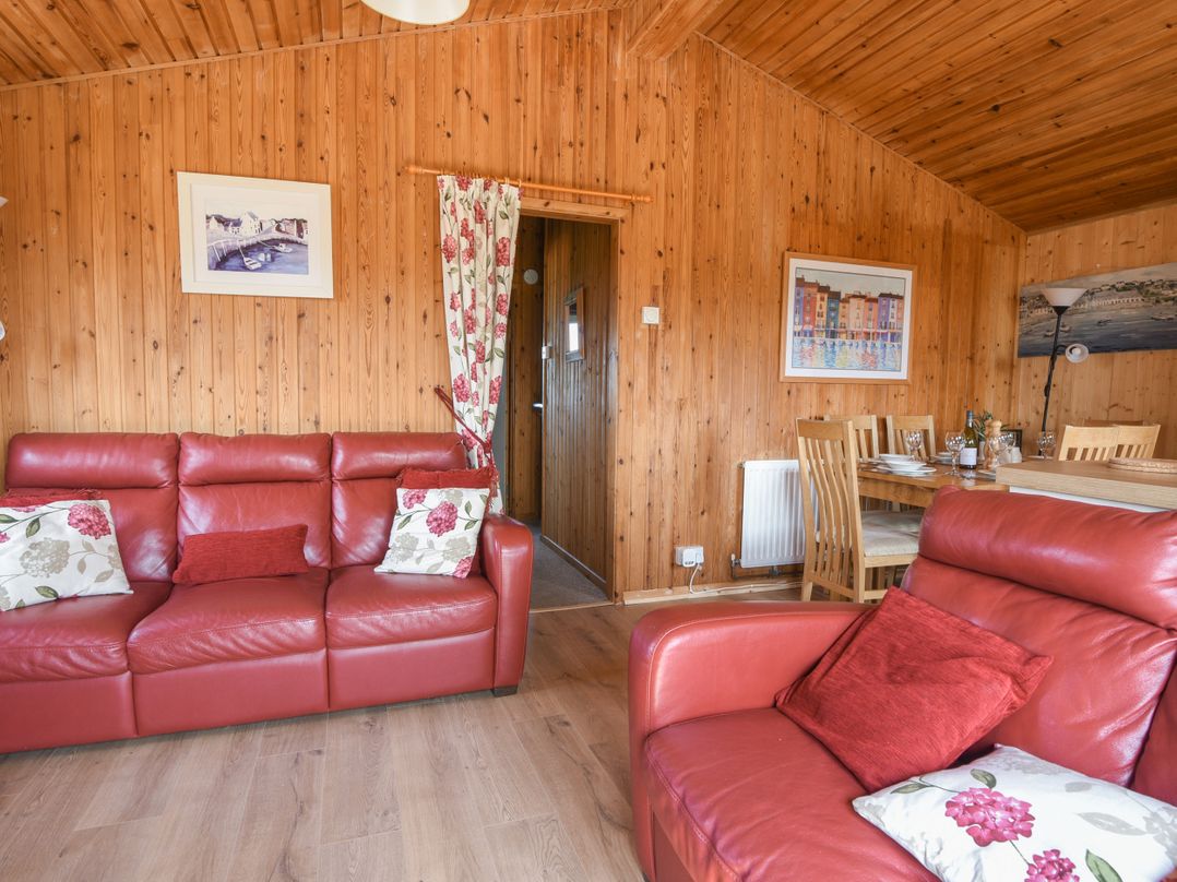 Oakwood 1 @ Pinewood Retreat