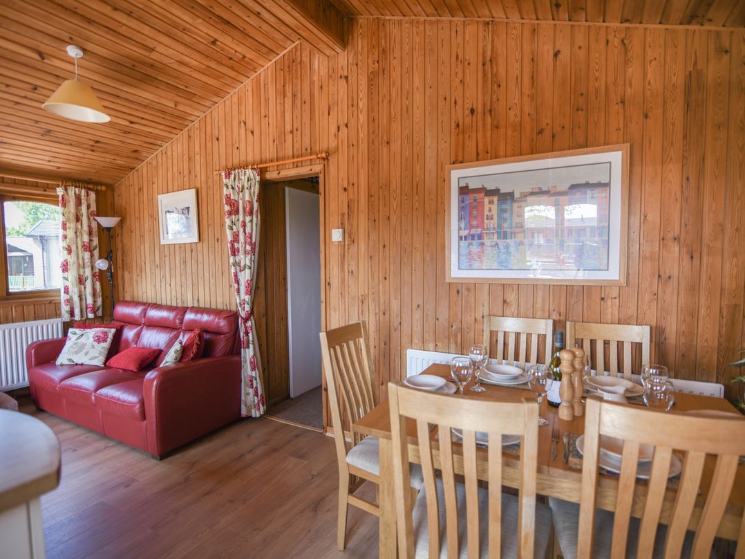 Oakwood 1 @ Pinewood Retreat