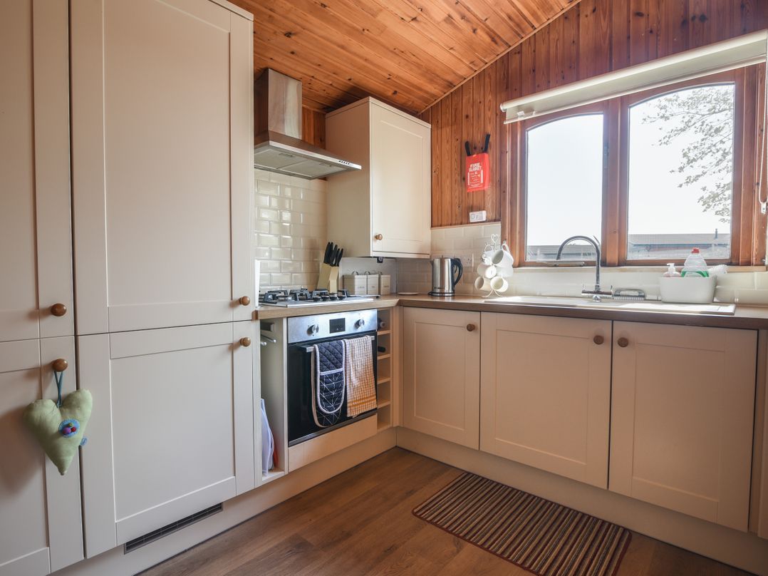 Oakwood 1 @ Pinewood Retreat