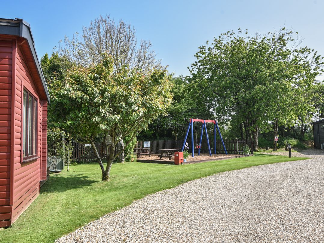 Oakwood 1 @ Pinewood Retreat