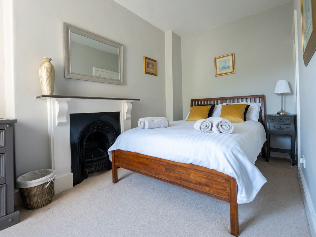 Gwynfryn House