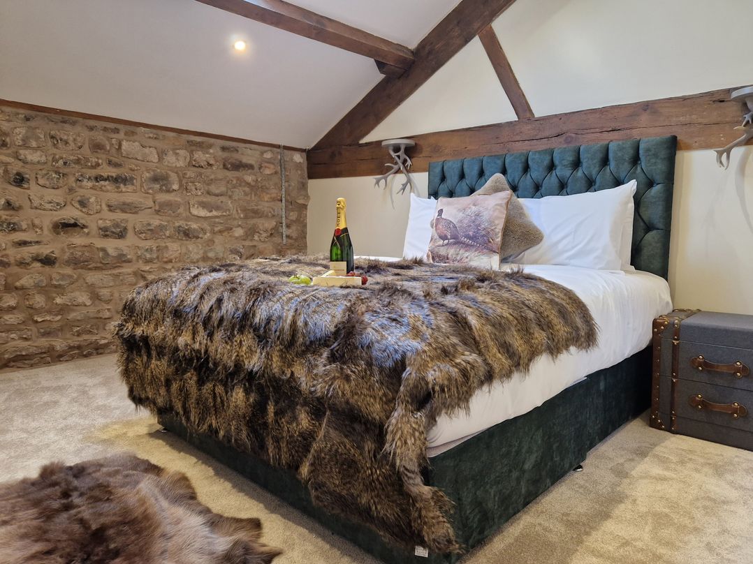 8 Coach House