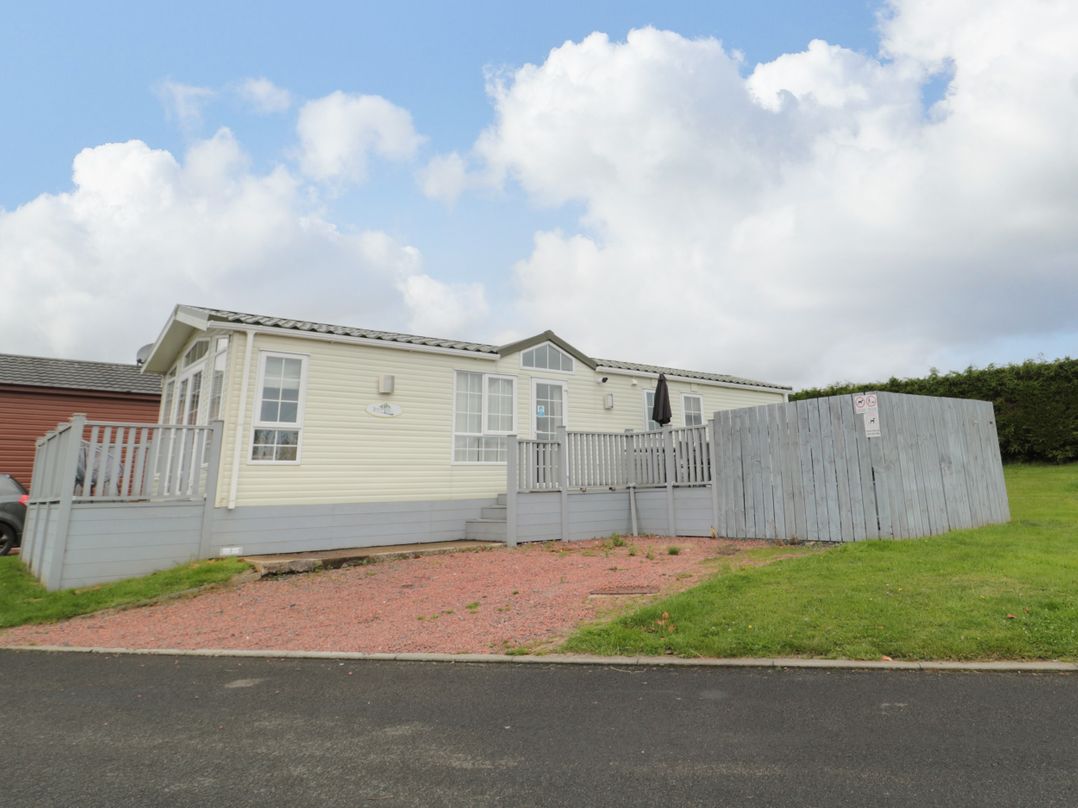 Lemon Tree lodge