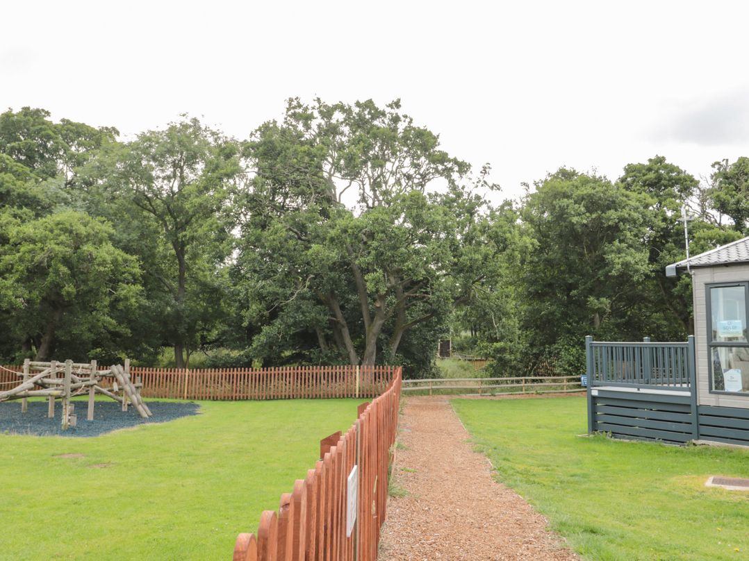 Lemon Tree lodge