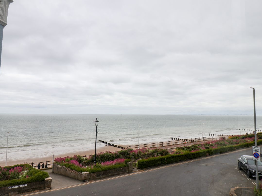 4 Beach View @ Beaconsfield House